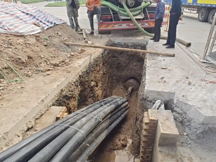 顶管拉管是什么意思?